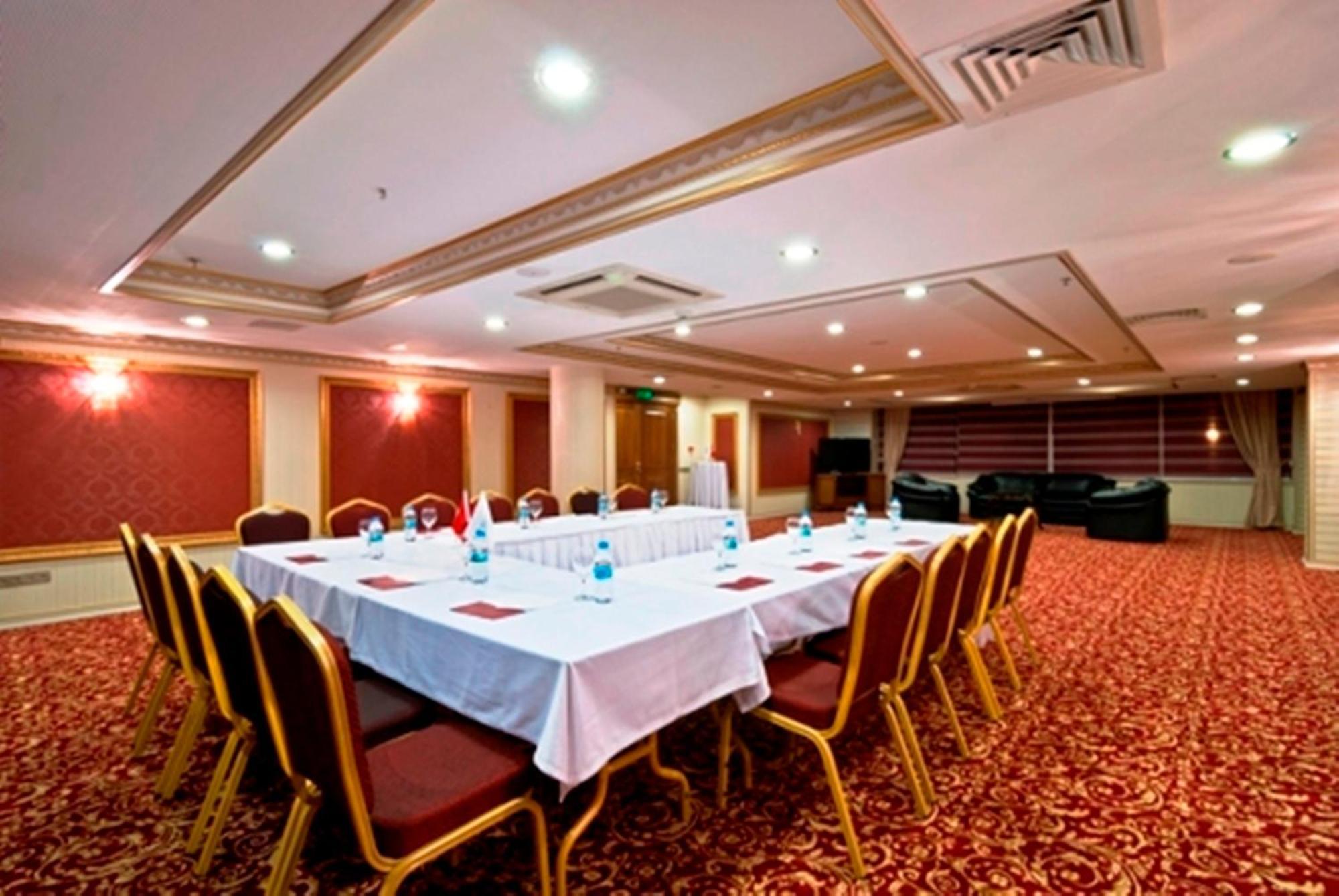 Yuecesoy Liva Hotel Spa & Convention Center Mersin Mersin  Exterior photo